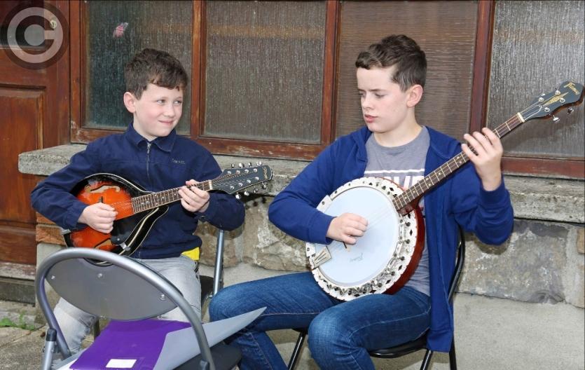 Pictures:  Harp Festival fun in Granard