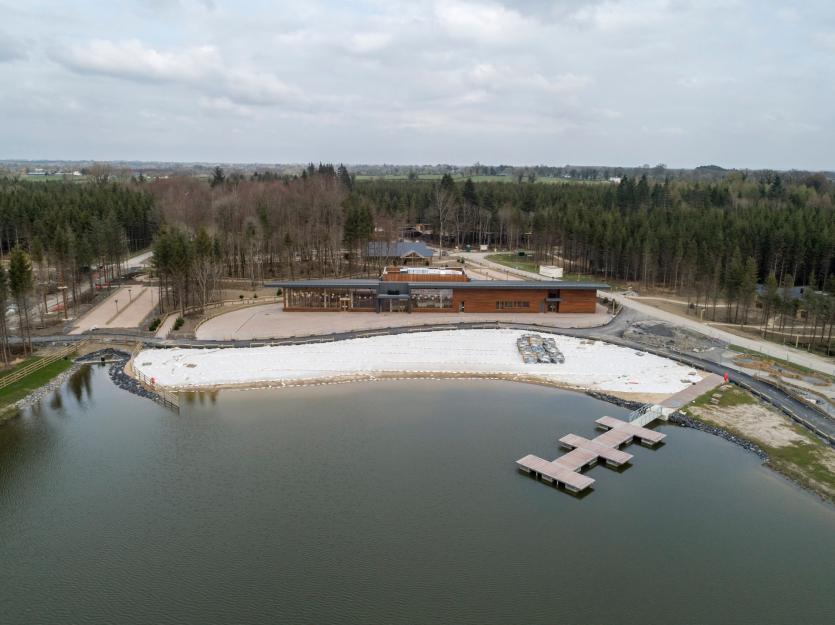 All 466 lodges and 30 lakeside apartments complete at €233m Center Parcs Longford Forest
