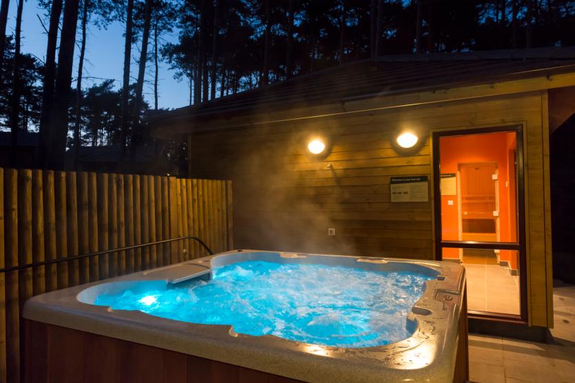 All 466 lodges and 30 lakeside apartments complete at €233m Center Parcs Longford Forest