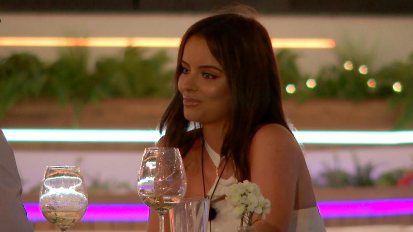 GALLERY | Knockout Longford ring girl Maura Higgins enjoys date with boxer Tommy Fury on Love Island