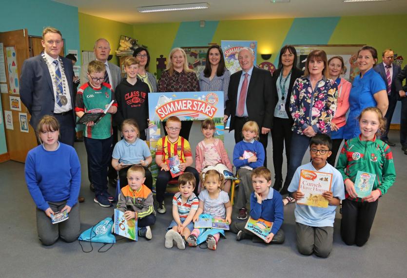 Micheál Carrigy, Paddy Mahon, Minister Ring, Paula Mulry, Olive Heslin, Fiona Cooney (Longford Library), Margaret Doran (Library Development Unit), Ch