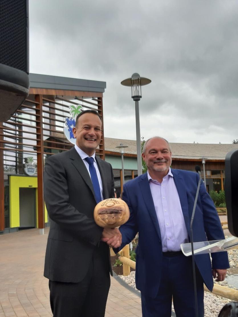 Martin Dalby presenting Taoiseach Varadkar with his hand sculpted wooden bowl