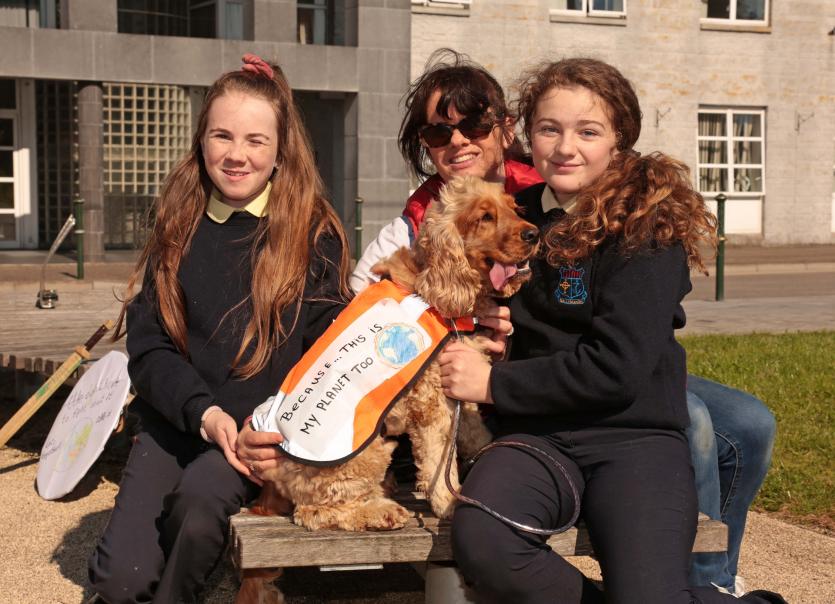 Riona, Sinead and Aoibhin Kelly, with Banji Picture: Shelley Corcoran