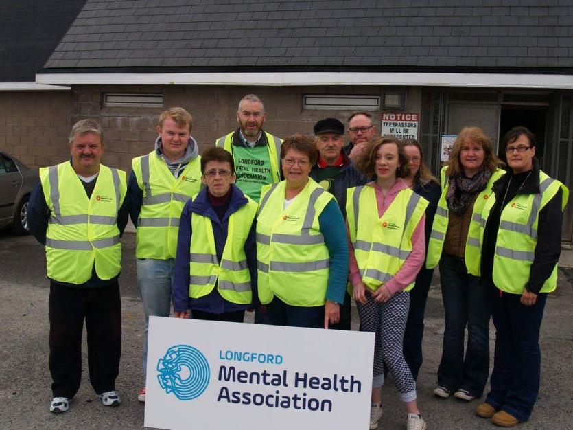 Committee members Dessie Rogers, the late Betty Rogers, Mick Reilly, Marylin Hamilton, Samantha Tully and Christine McVeigh and other helpers,  raisin