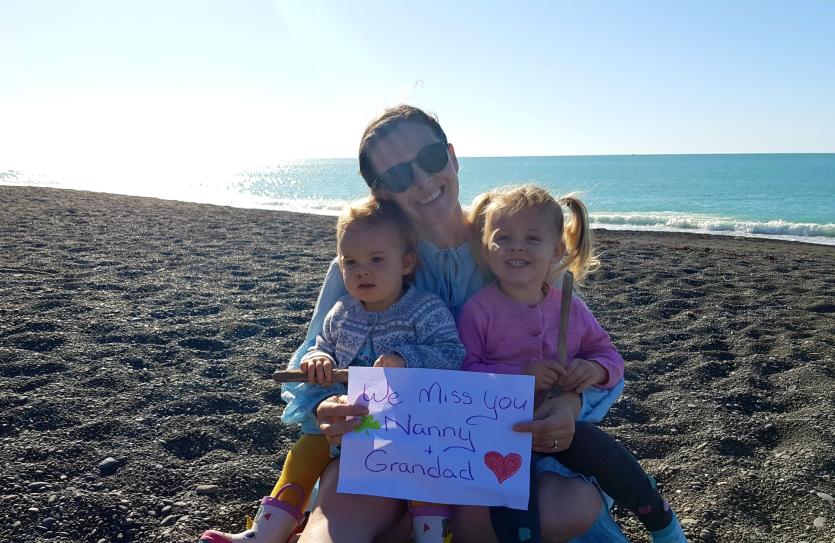 GALLERY 12 | Hi Grandparents! Sending very special greetings to loved ones across county Longford