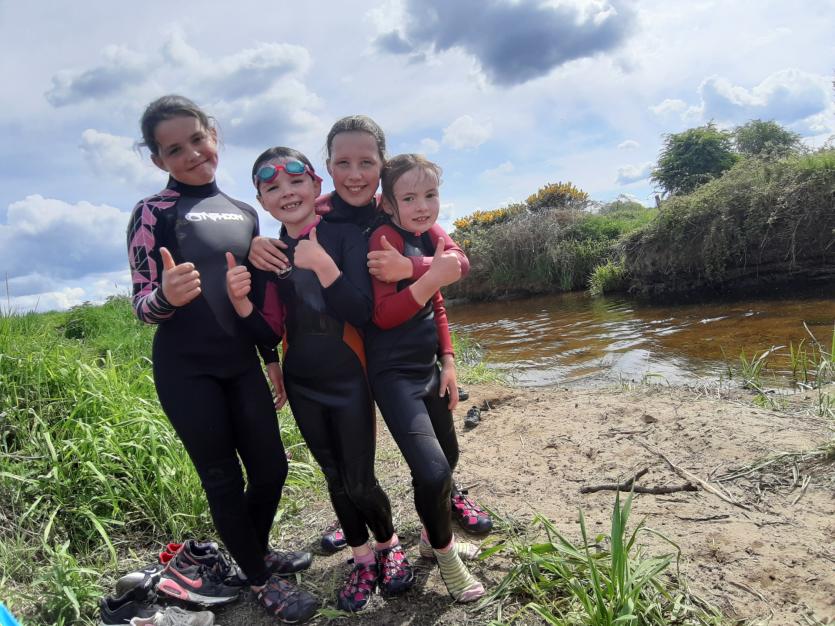 GALLERY 17 | Thumbs up and smiles all around for the Longford Love Your Home photography competition 