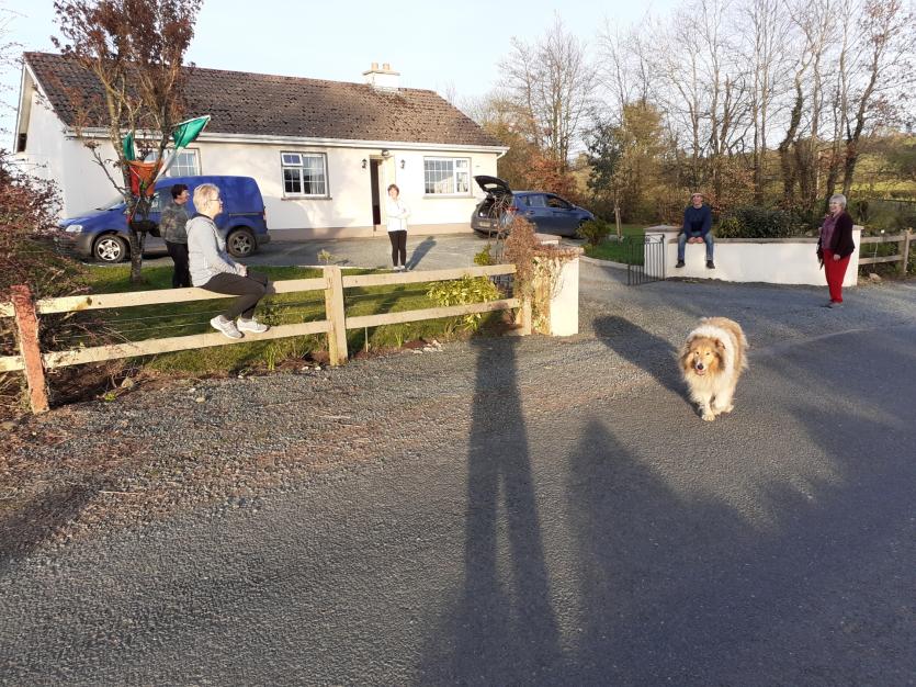 GALLERY 17 | Thumbs up and smiles all around for the Longford Love Your Home photography competition 