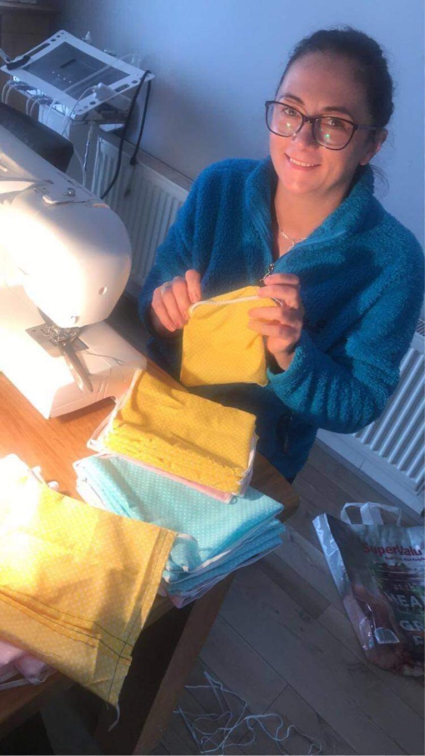 Midlands Polish Community volunteers sew an incredible 5,000 masks for frontline workers in Longford and beyond