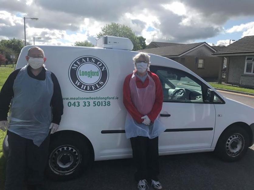 Midlands Polish Community volunteers sew an incredible 5,000 masks for frontline workers in Longford and beyond
