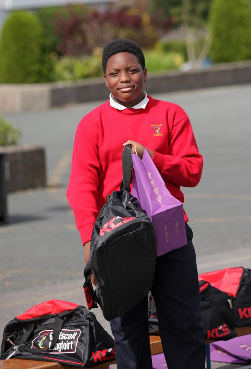 GALLERY | Sun beams down for Gaelscoil Longfoirt 'Slán le Rang 6' graduation ceremony