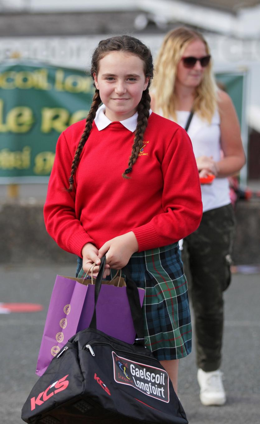 GALLERY | Sun beams down for Gaelscoil Longfoirt 'Slán le Rang 6' graduation ceremony