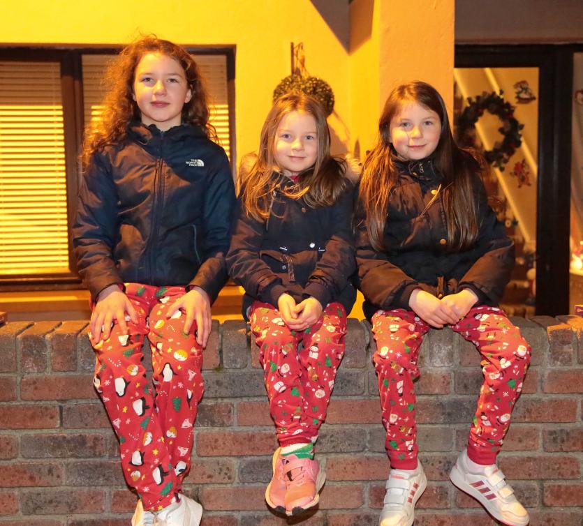 GALLERY | Longford residents welcome Santa Claus for a special Christmas drive by event 