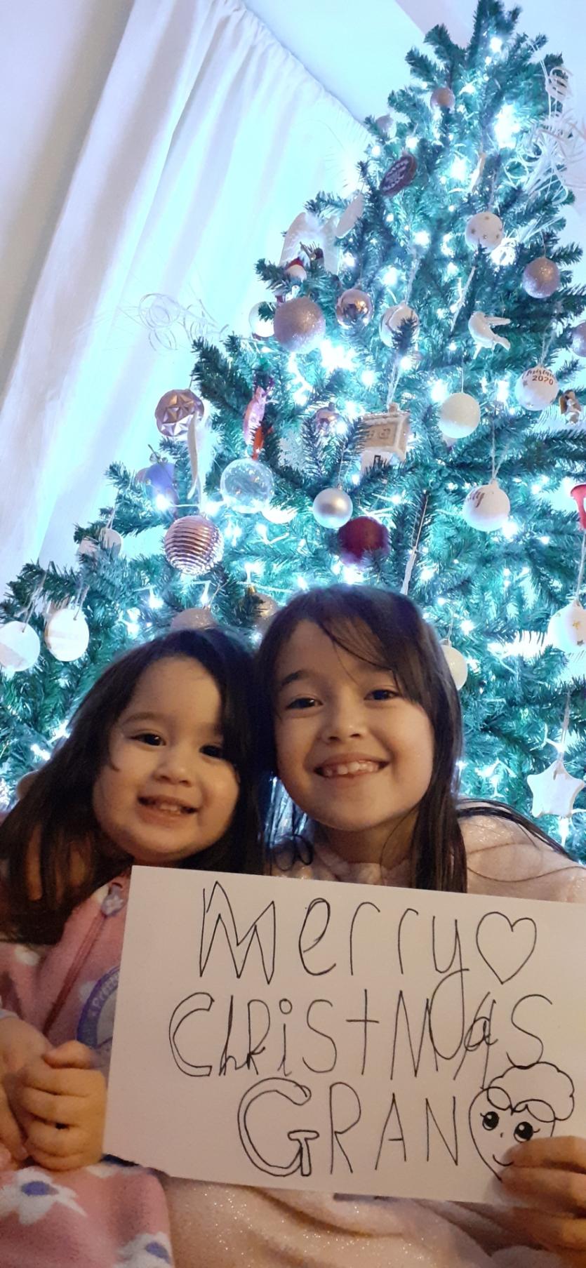 GALLERY | Christmas Greetings from Longford folk all over the globe 