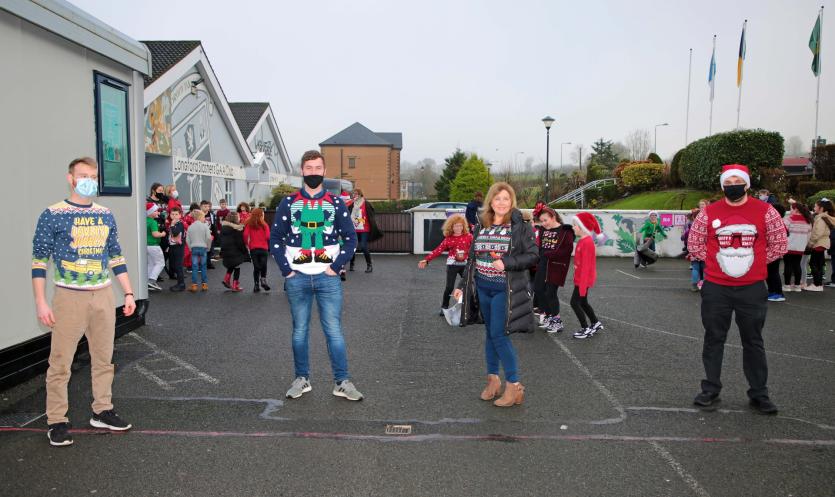 GALLERY | Great excitement as Santa visits Gaelscoil Longfoirt