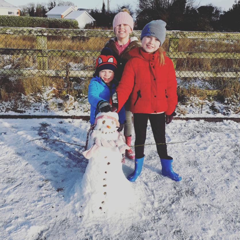 Snowy Longford Gallery 5: Children beam with delight in Longford's winter wonderland