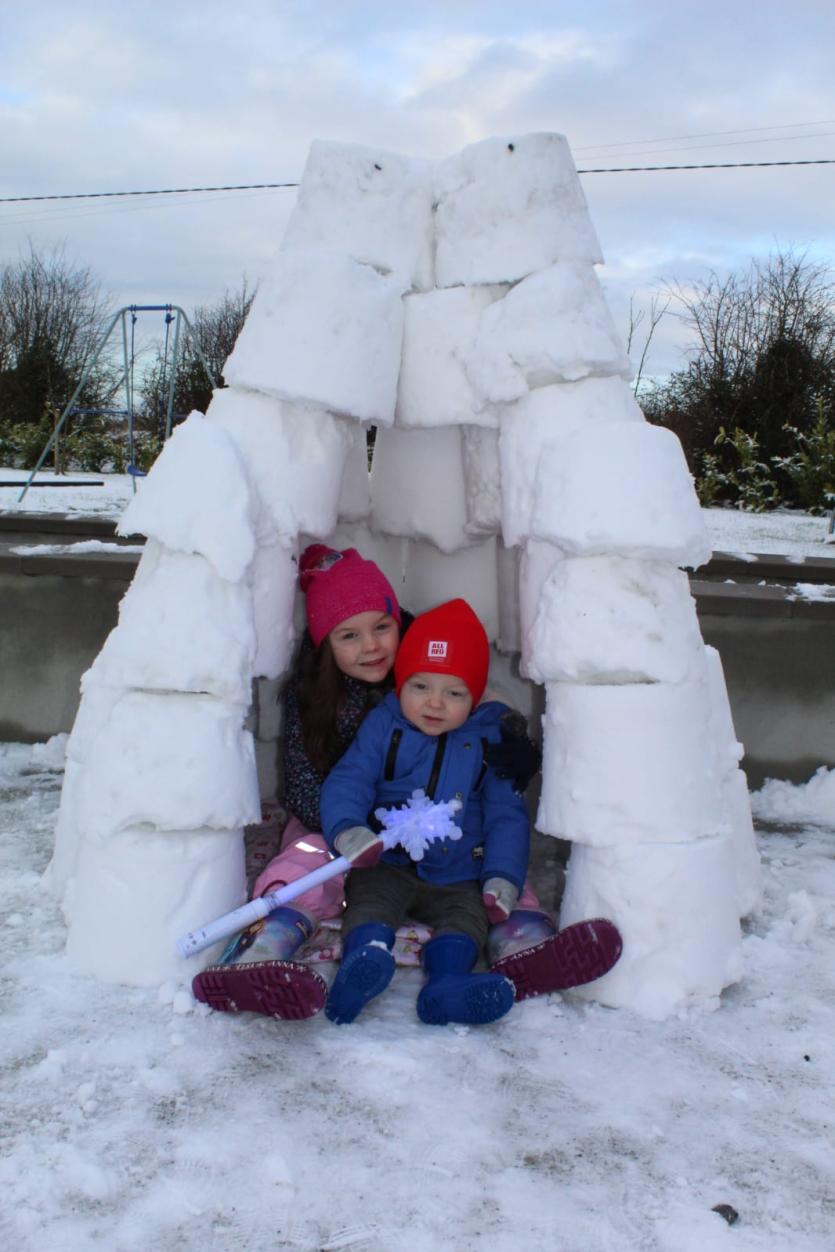 Snowy Longford Gallery 5: Children beam with delight in Longford's winter wonderland
