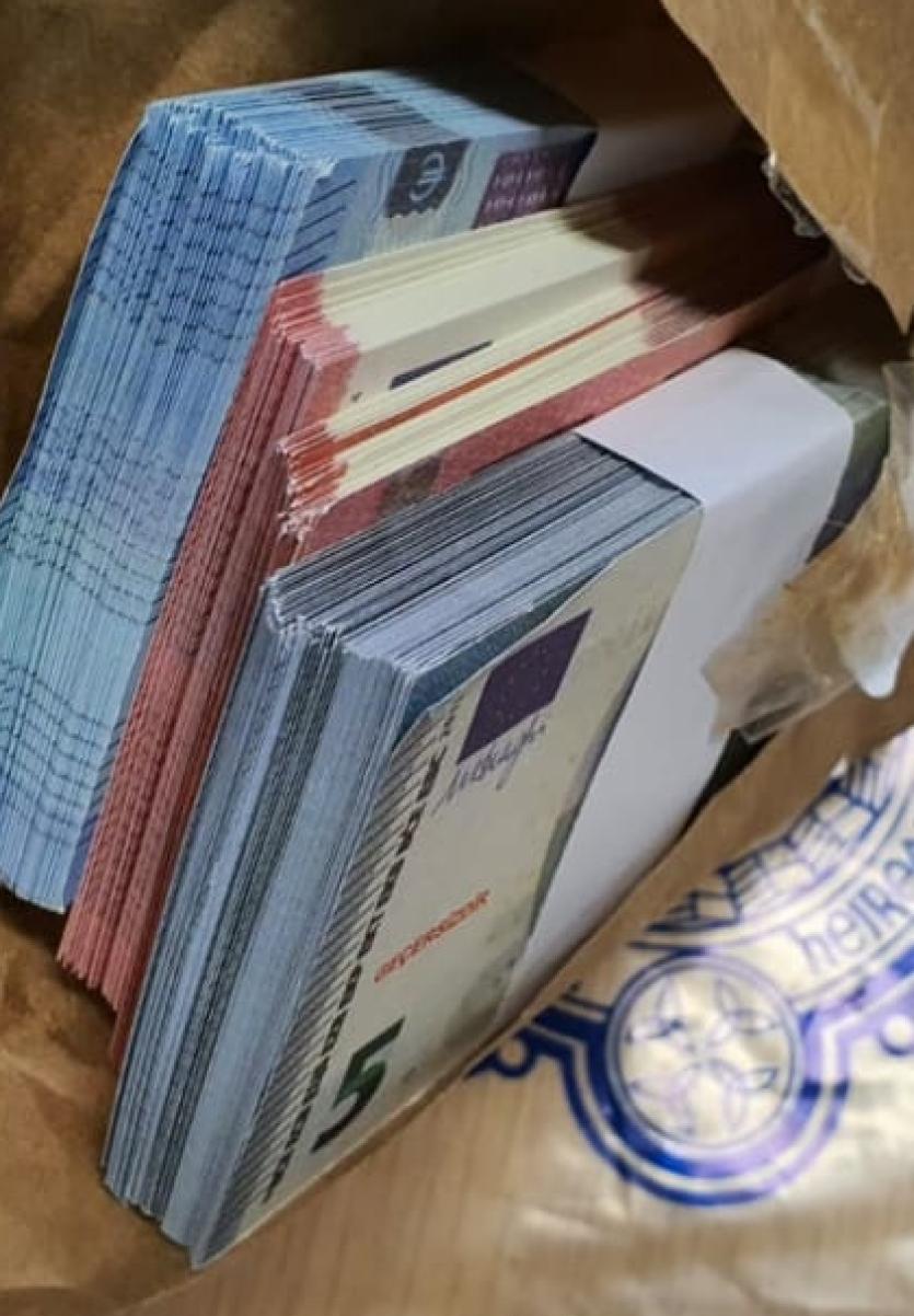 Gardaí make huge seizure of counterfeit cash in the midlands