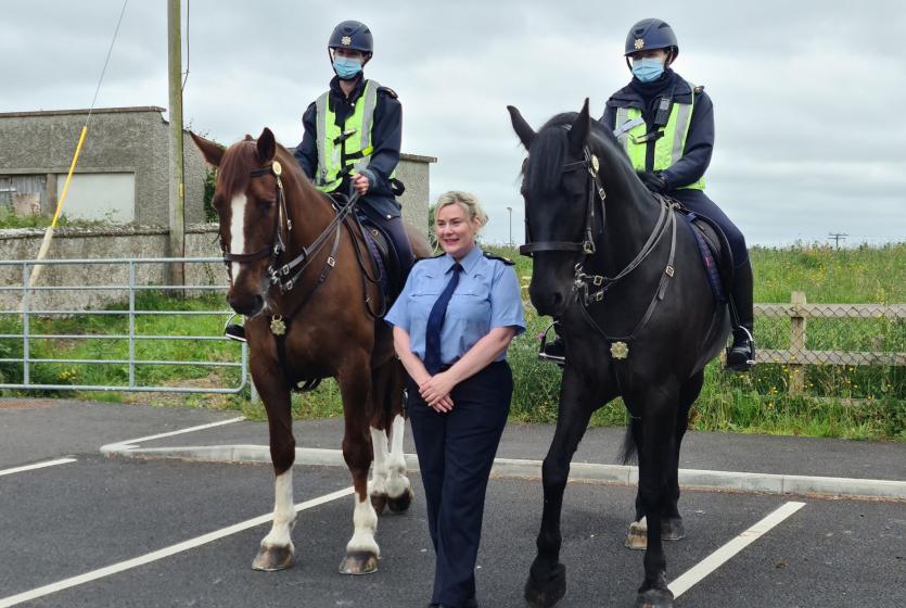 Garda Mounted Unit visits Ballymahon and Longford Photo 1 of 5