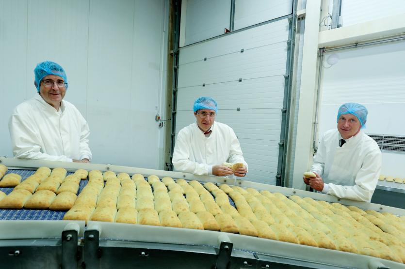 Panelto Foods invests in robotic technologies at state of the art Longford bakery facility 